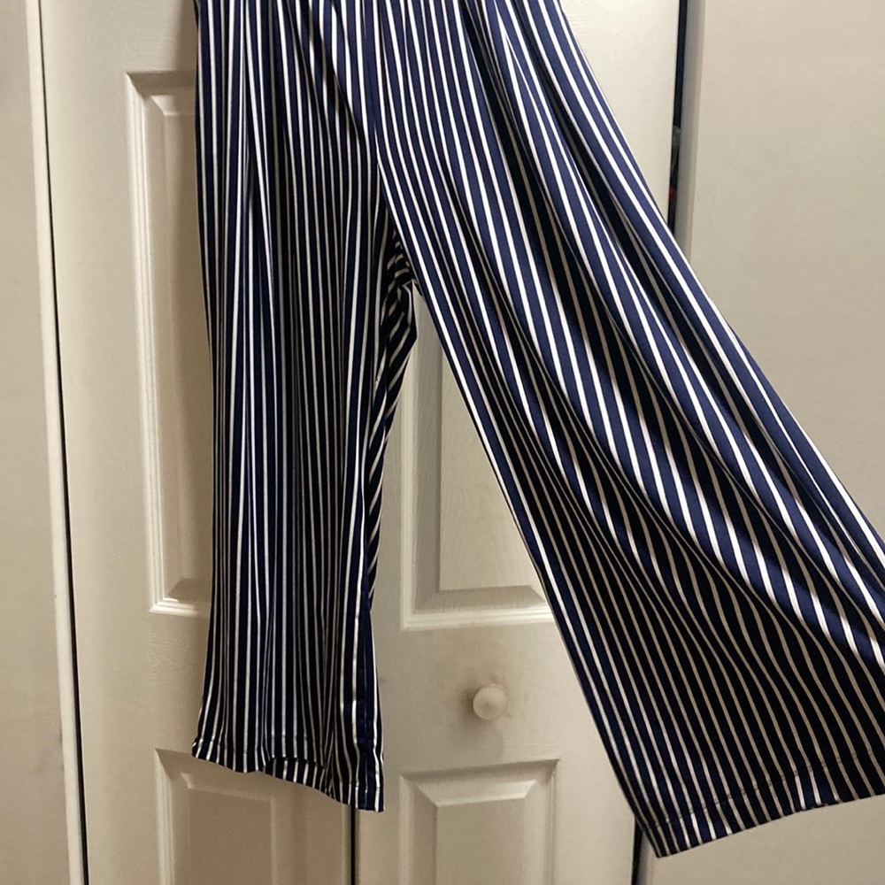 Stretchy, flowy elastic pants- perfect for warm weather!!